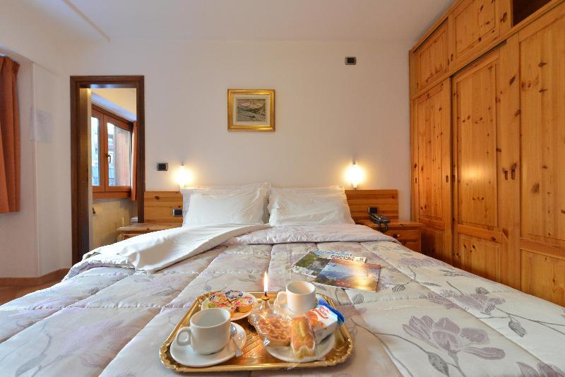 Serenella 3*